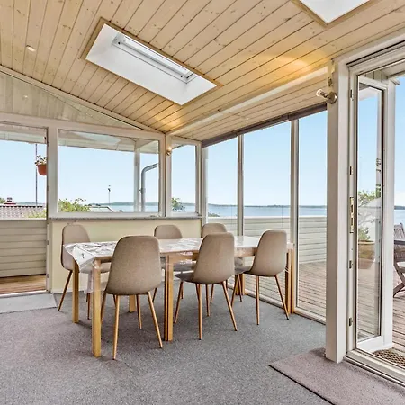 Holiday home Gorgeous In With Kitchen *